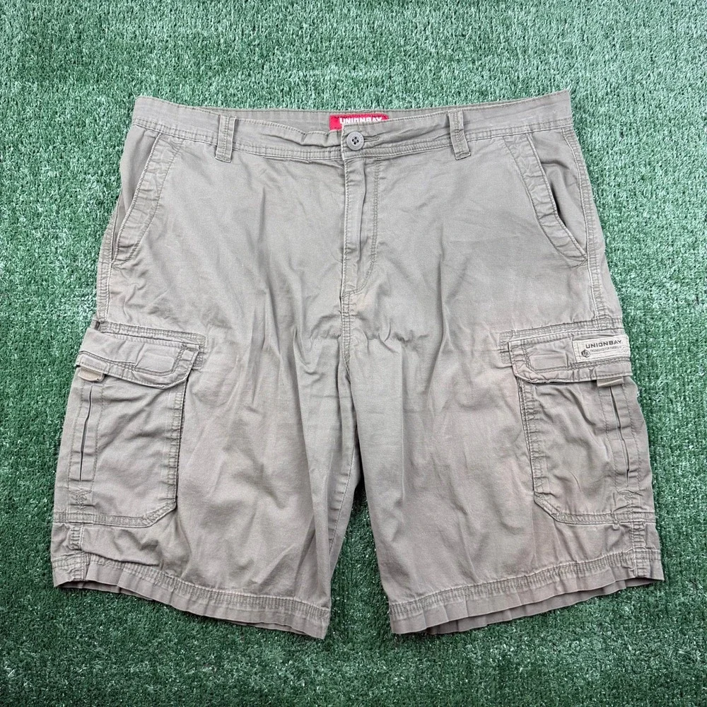 Unionbay Mens Cargo Shorts Khaki Tan Size 40 Cotton Spandex Stretch Utility